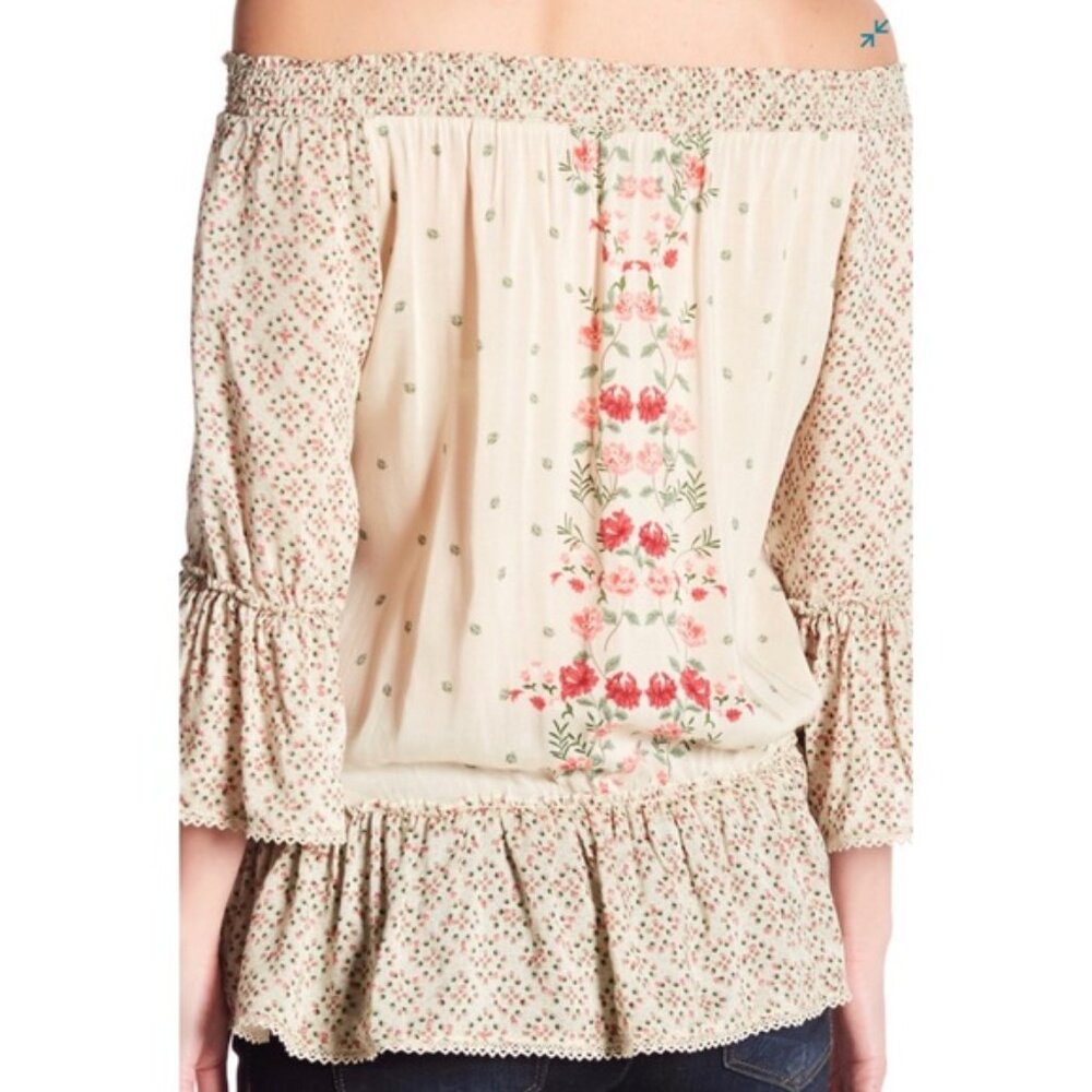 Democracy Floral Bell Sleeve Blouse - Picture 3 of 8